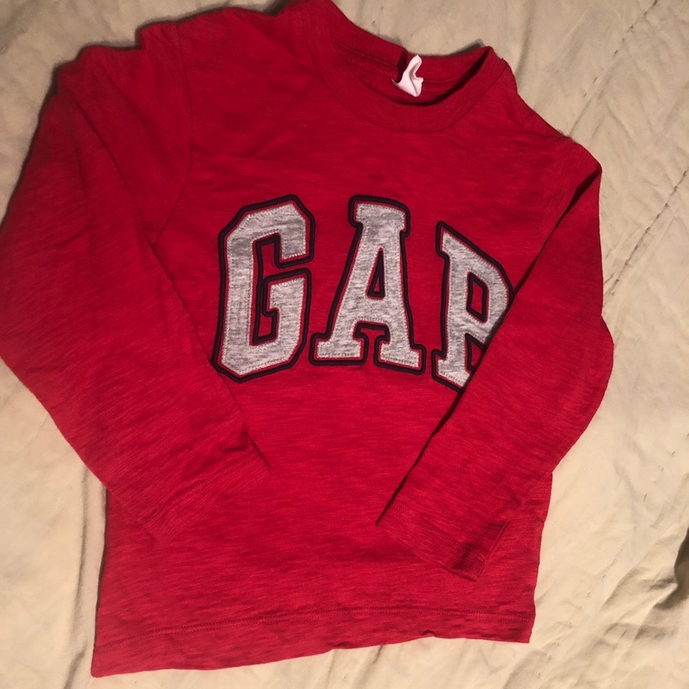 GUC red long sleeve GAP tee